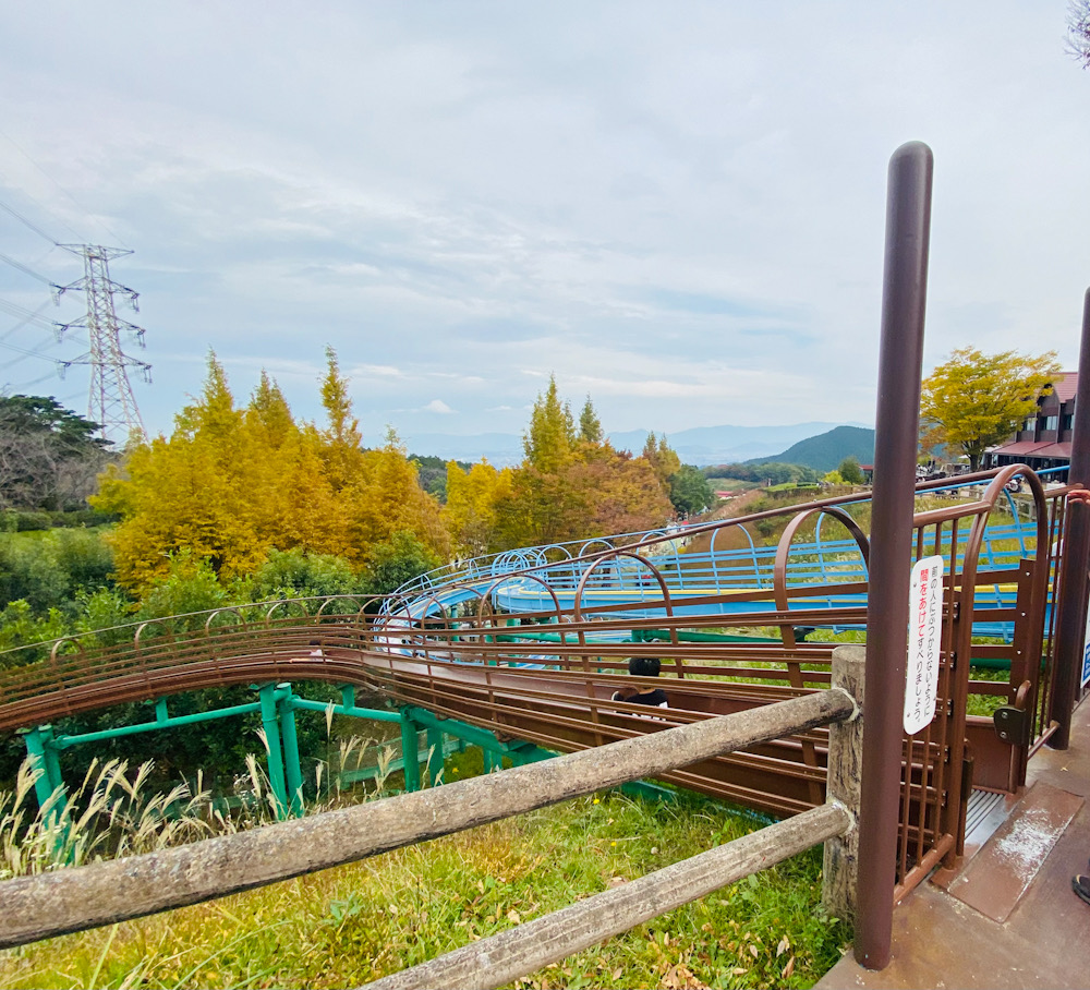 ABURAYAMA FUKUOKA（旧モーモーランド）のローラー滑り台